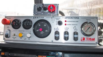 Спецавтомобиль со снегоуборочным оборудованием на полноприводном шасси КрАЗ-6322. Фото пресс-службы ПАО «АвтоКрАЗ»