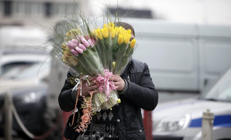 Почему украинцы продолжают праздновать 8 марта, несмотря на призывы декоммунизаторов