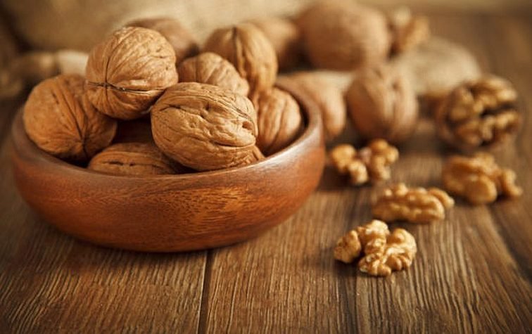 Грецкие орехи — полезные свойства и противопоказания