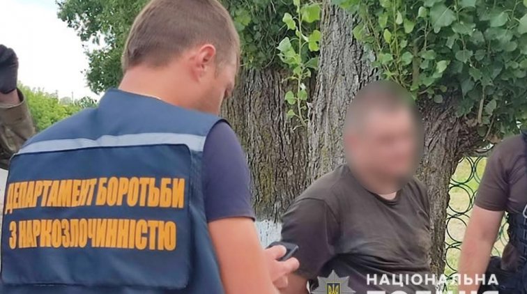 Фото Департамента борьбы с наркопреступностью Нацполиции Украины