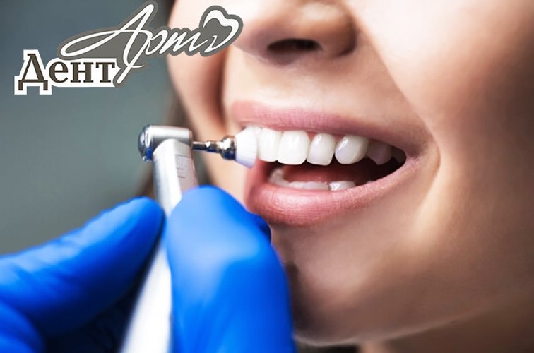 Для чего нужно регулярно проходить чистку зубов в стоматологии?