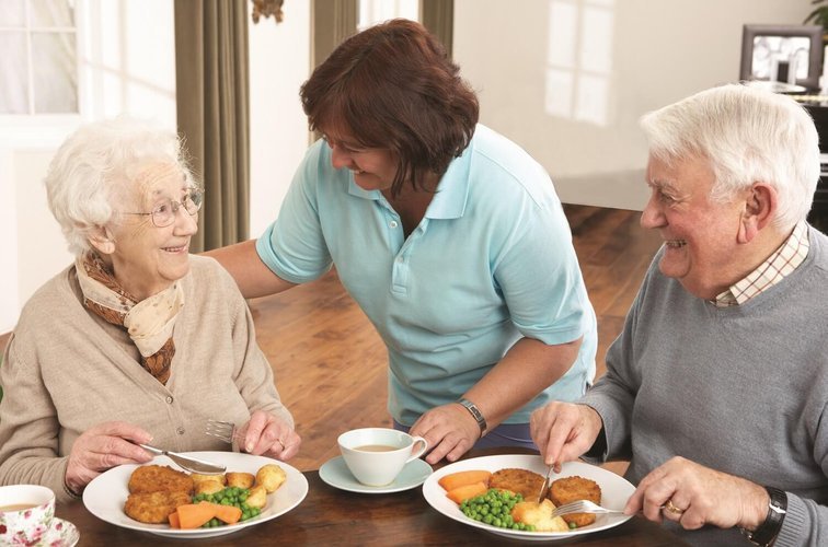 Покращення апетиту у літніх: як стимулювати та регулювати