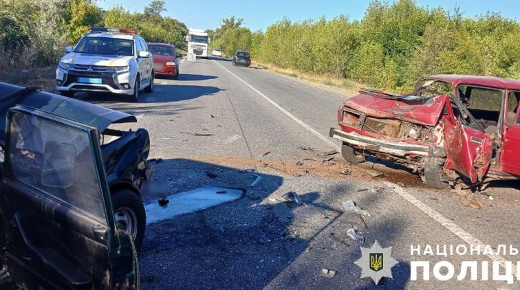 На трасі «Полтава-Олександрія» сталася аварія: водії травмовані