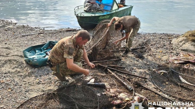 На Полтавщині вилучено близько 370 метрів браконьєрських знарядь