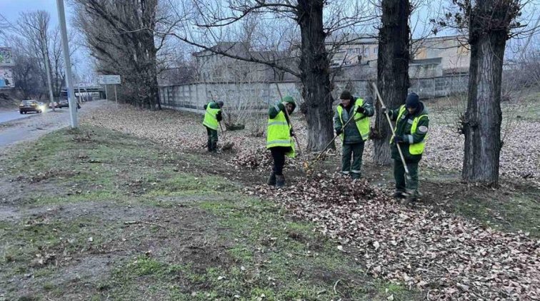 Комунальні служби Кременчука дбають про порядок і безпеку