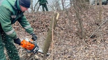 У Кременчуці комунальники проводять очистку каналів для відведення води