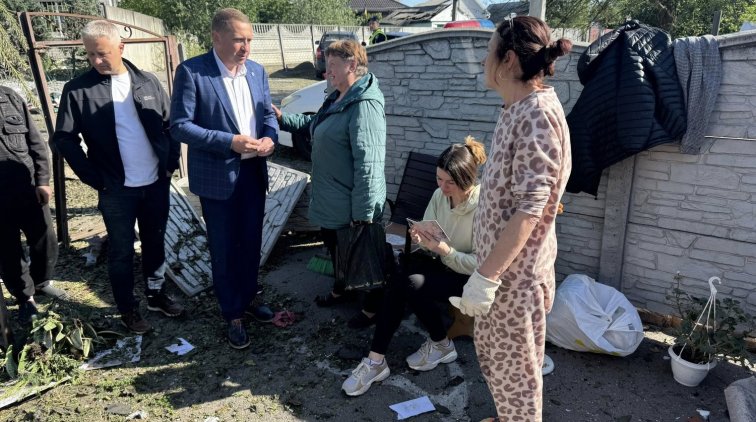 Ворог обстріляв Кременчук у ніч святкування Дня міста