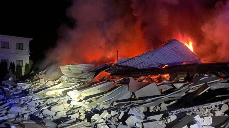Ворог обстріляв Кременчук у ніч святкування Дня міста